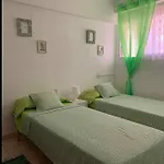 De Jerry Apartment *